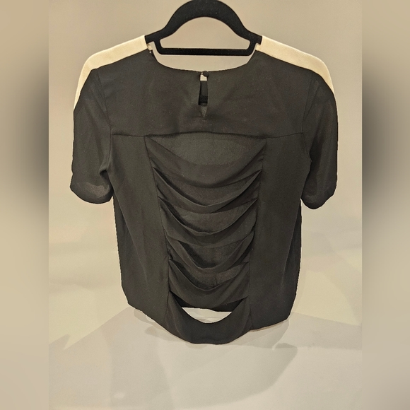 BCBG MaxAzria Blouse - Picture 3 of 5